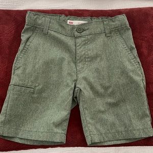 Levi’s boy shorts. 6 regular. Like new 🤩 511 slim